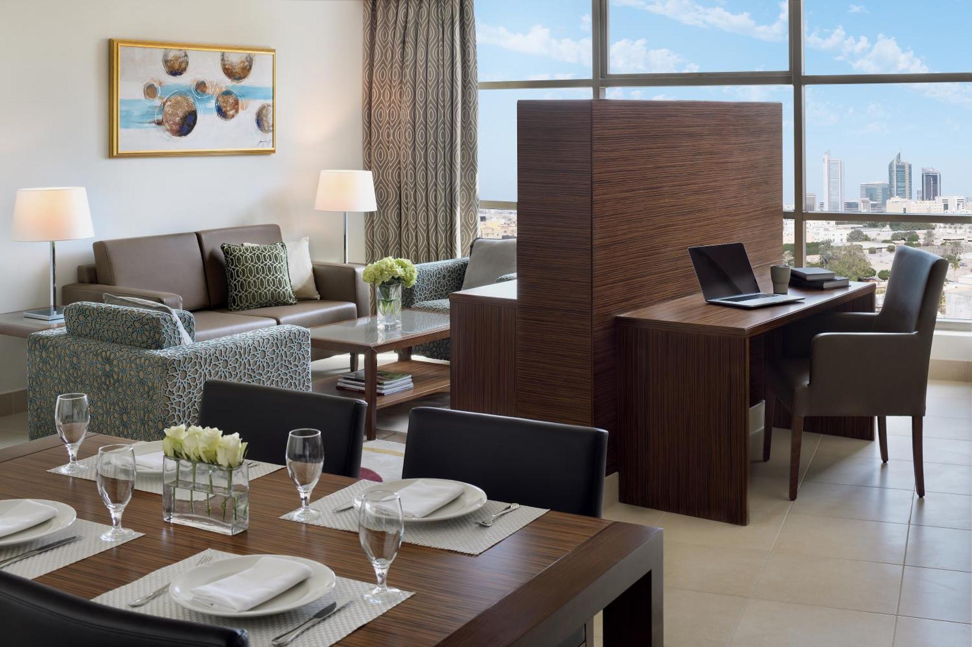 Marriott Executive Apartments Эль-Хубар Экстерьер фото